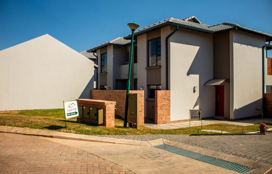 3 Bedrooms Sunset Villa Nelspruit