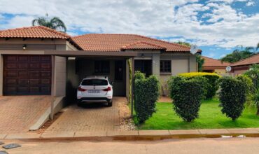 2 Bed Townhouse in Heatherview Francel Ii Estate Street Pretoria