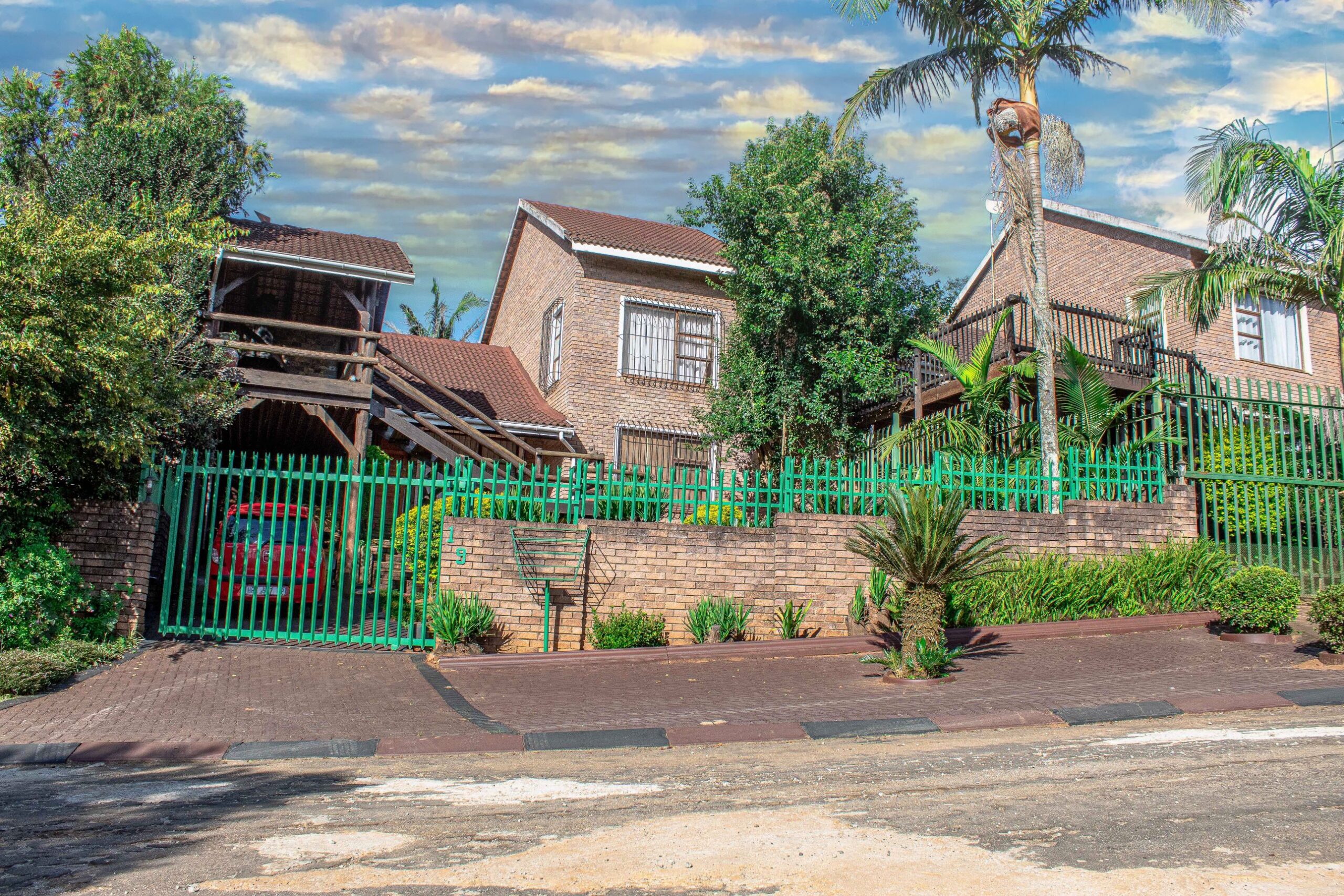 3 Bedrooms 2 Baths Spacious House For Sale in Sabie Ext 9.