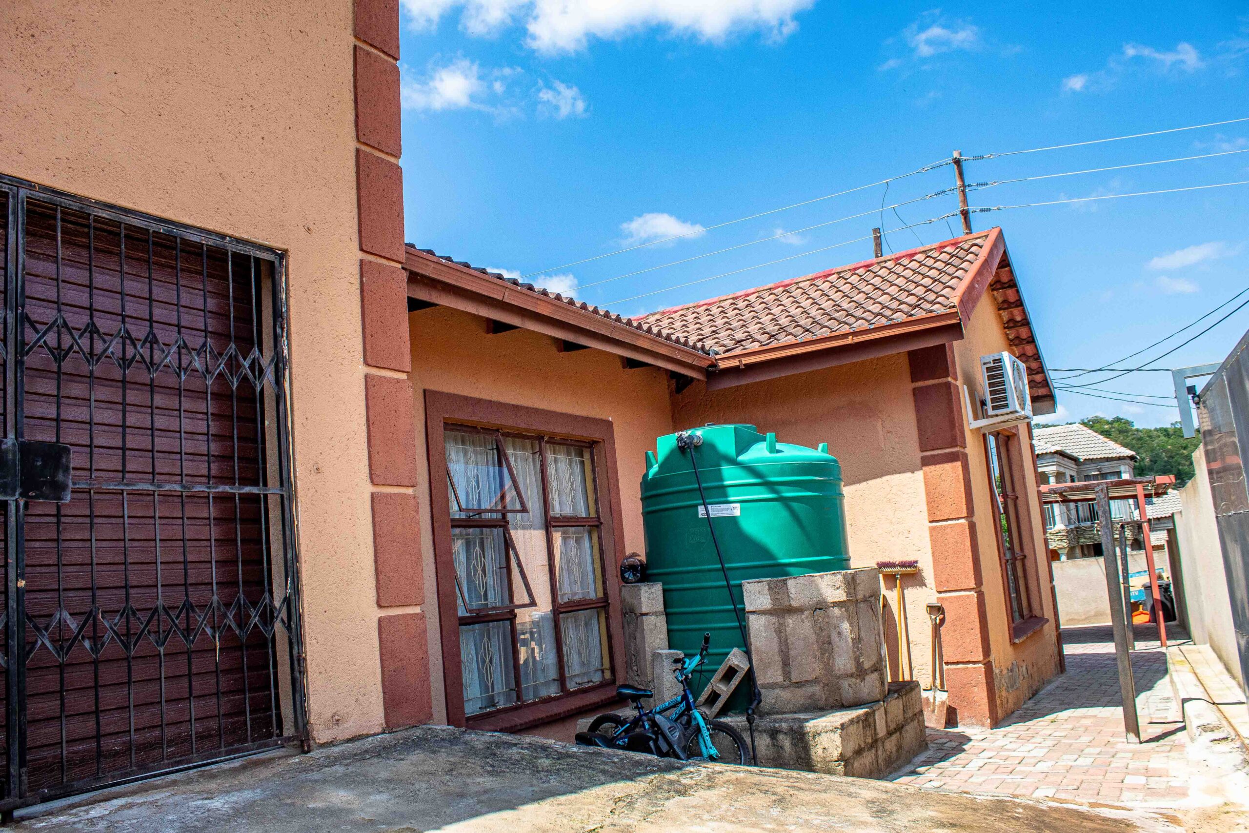 3 Bedroom House For Sale in Kanyamazane Mbombela