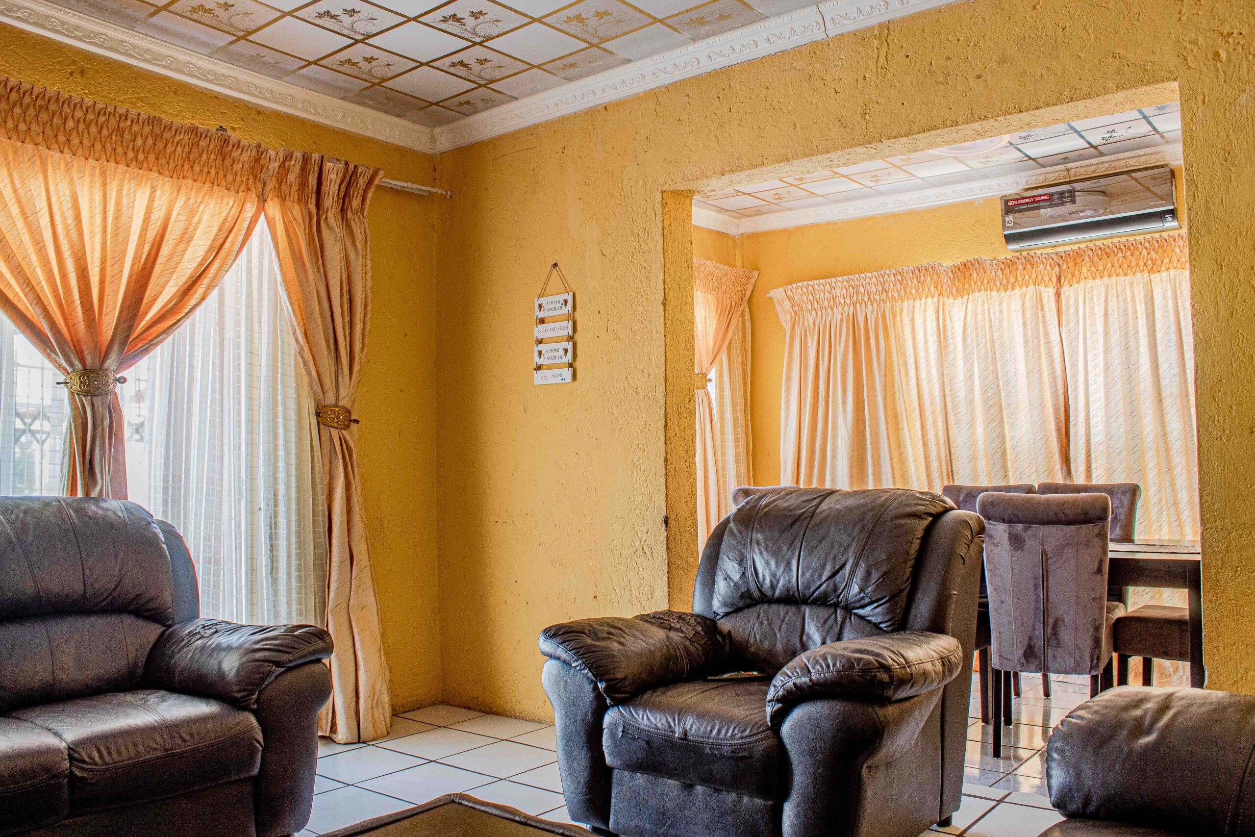 3 Bedroom House For Sale in Kanyamazane Mbombela